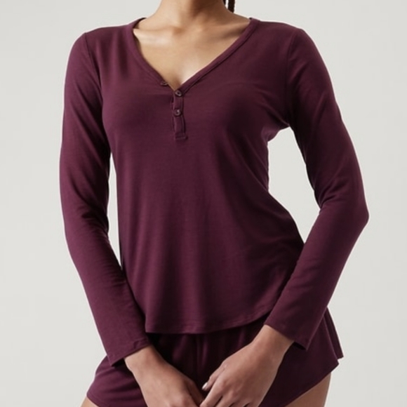Athleta Nighttime Bliss Sleep Top Long Sleeve in Deep Burgundy NWT - Picture 1 of 16